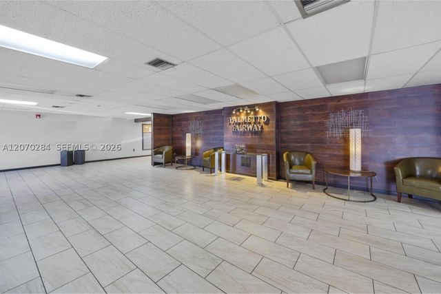 15888 SW 95th Ave 209, Miami, FL 33157