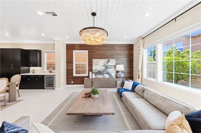 91 Pelican, Irvine, CA 92618