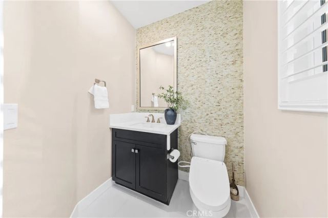 91 Pelican, Irvine, CA 92618