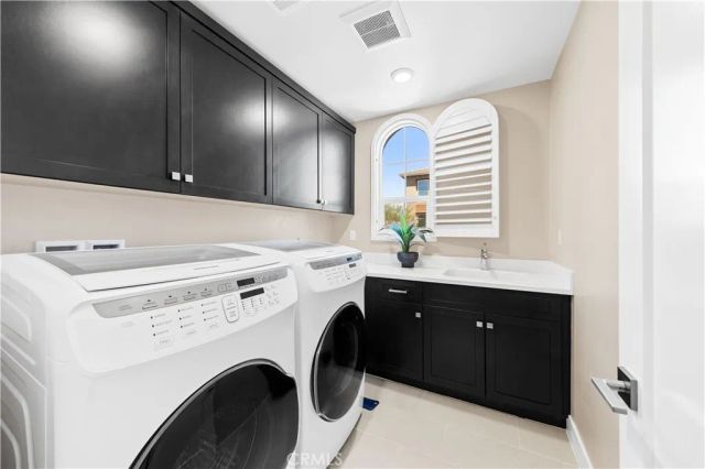91 Pelican, Irvine, CA 92618