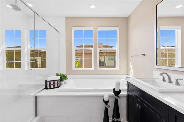 91 Pelican, Irvine, CA 92618