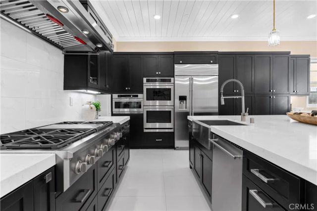 91 Pelican, Irvine, CA 92618