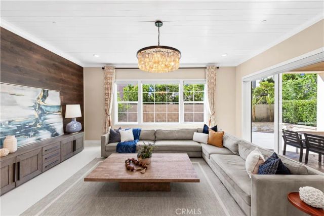 91 Pelican, Irvine, CA 92618