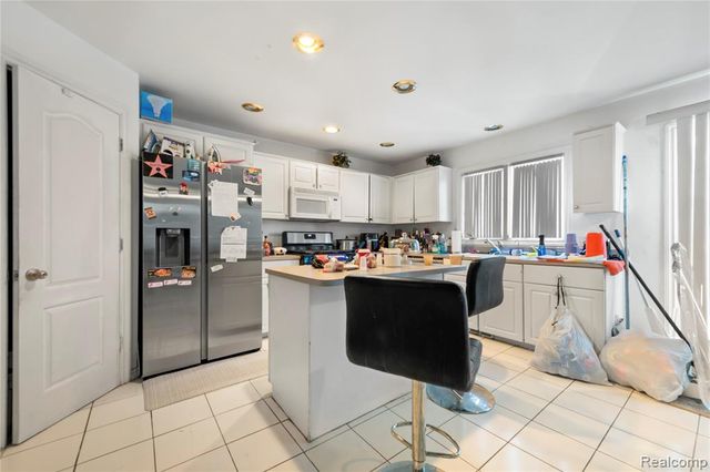 53085 Michael Drive, Chesterfield, MI 48047