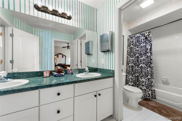 53085 Michael Drive, Chesterfield, MI 48047