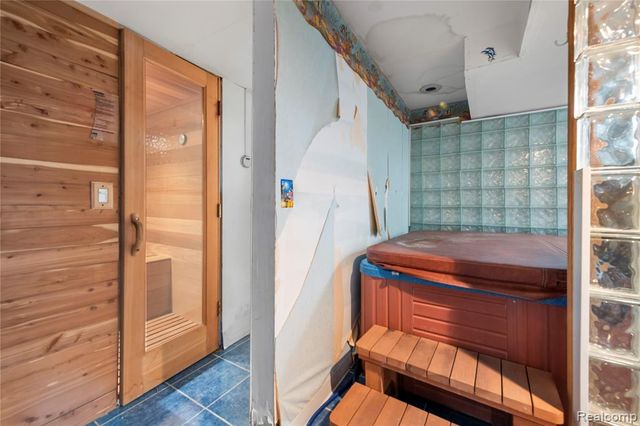 53085 Michael Drive, Chesterfield, MI 48047