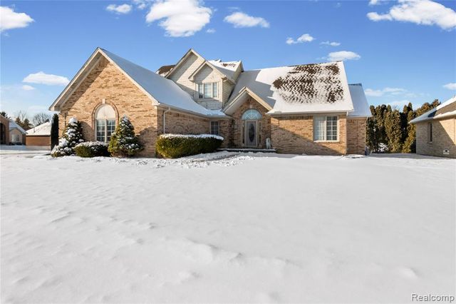 53085 Michael Drive, Chesterfield, MI 48047