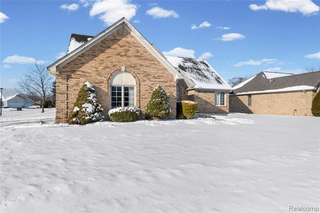 53085 Michael Drive, Chesterfield, MI 48047