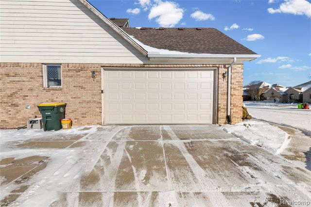 53085 Michael Drive, Chesterfield, MI 48047