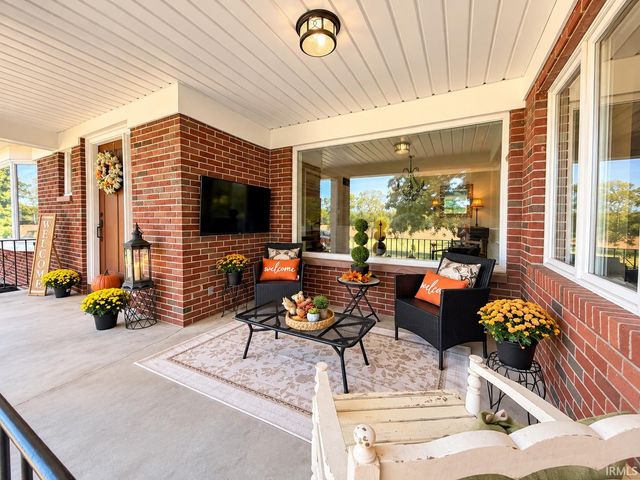 11334 Saint Joe Road, Fort Wayne, IN 46835