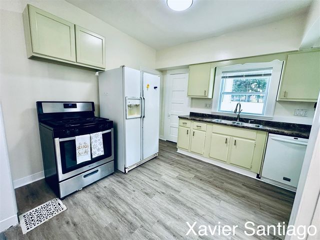 1139 Alexander Street, Grand Rapids, MI 49507