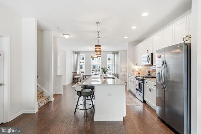 31 EDDY WAY, Marlton, NJ 08053