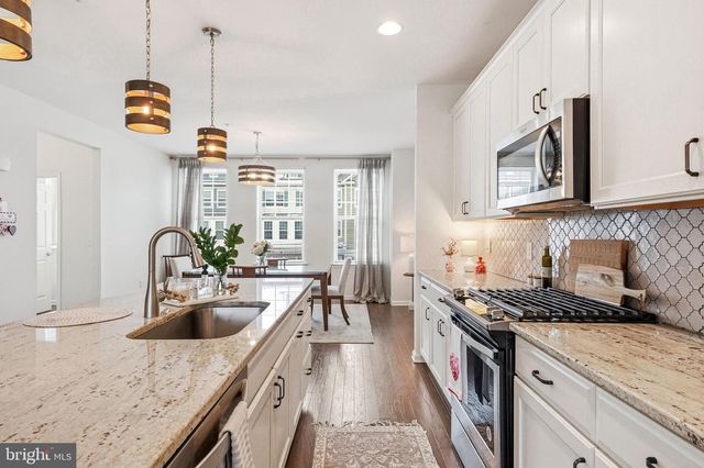 31 EDDY WAY, Marlton, NJ 08053