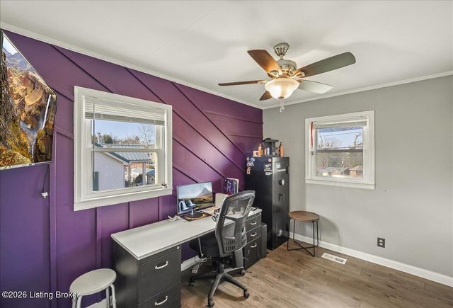 221 Lyons Dr, Frankfort, KY 40601