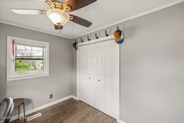 221 Lyons Dr, Frankfort, KY 40601