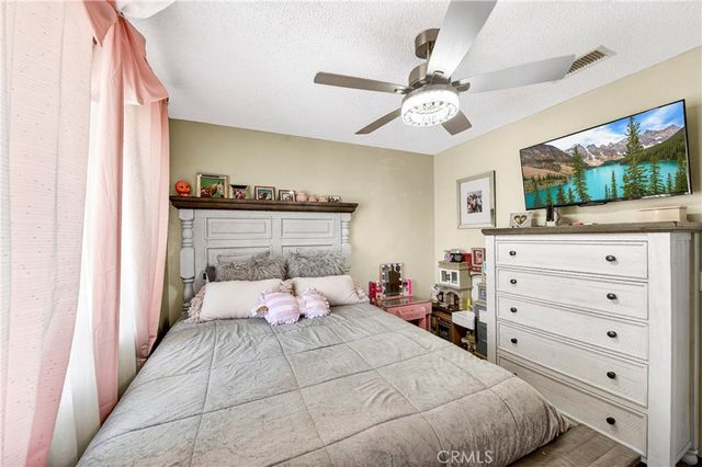 17930 Seaforth Street, Hesperia, CA 92345
