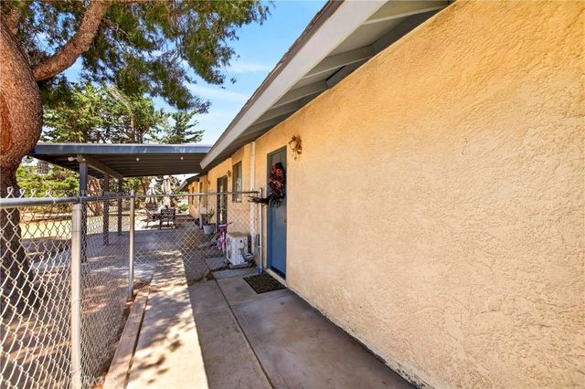 17930 Seaforth Street, Hesperia, CA 92345