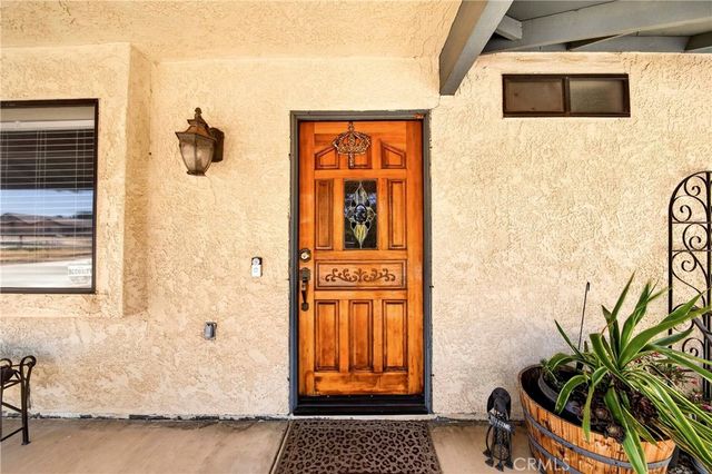 17930 Seaforth Street, Hesperia, CA 92345