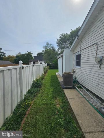2807 BIRDSEYE LN, Bowie, MD 20715