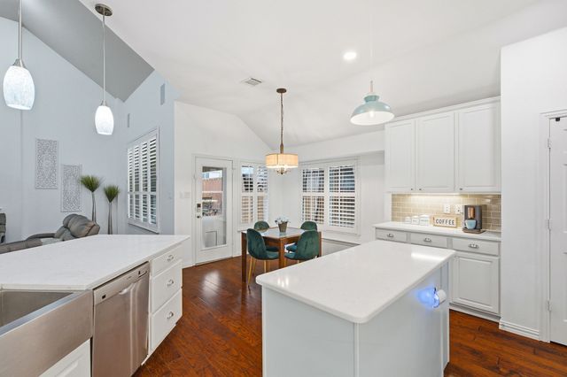 1611 Country Brook Lane, Allen, TX 75002
