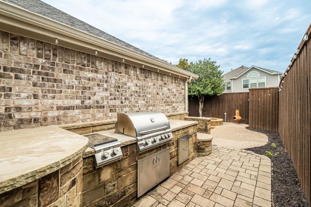 1611 Country Brook Lane, Allen, TX 75002