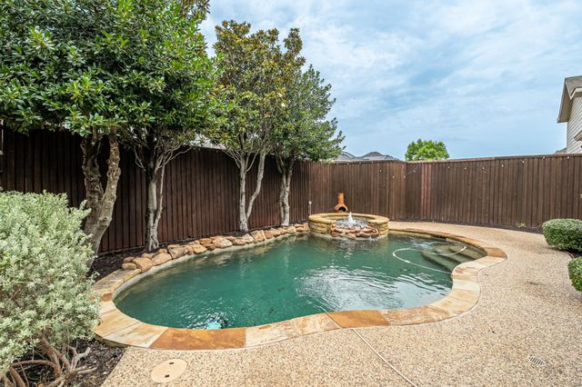 1611 Country Brook Lane, Allen, TX 75002