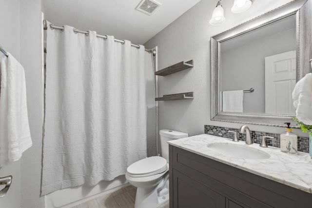 1611 Country Brook Lane, Allen, TX 75002