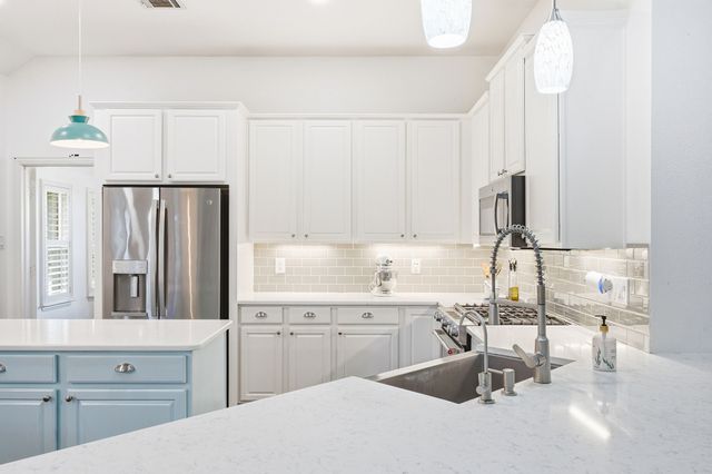 1611 Country Brook Lane, Allen, TX 75002