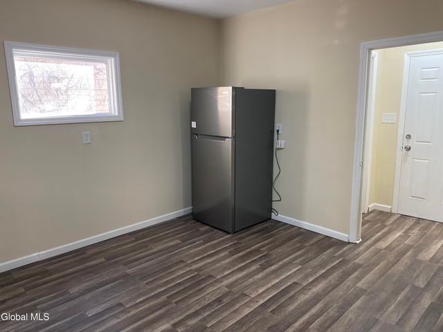 1027 2nd Avenue, Schenectady, NY 12303