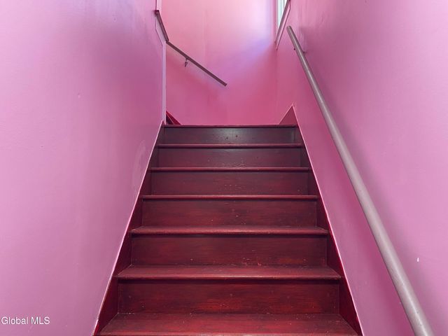 1027 2nd Avenue, Schenectady, NY 12303