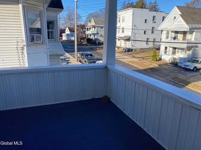 1027 2nd Avenue, Schenectady, NY 12303