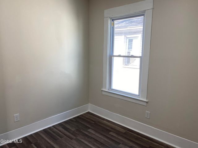 1027 2nd Avenue, Schenectady, NY 12303