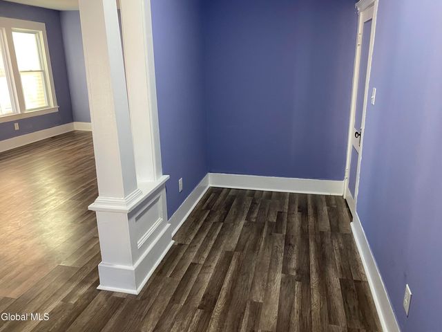 1027 2nd Avenue, Schenectady, NY 12303