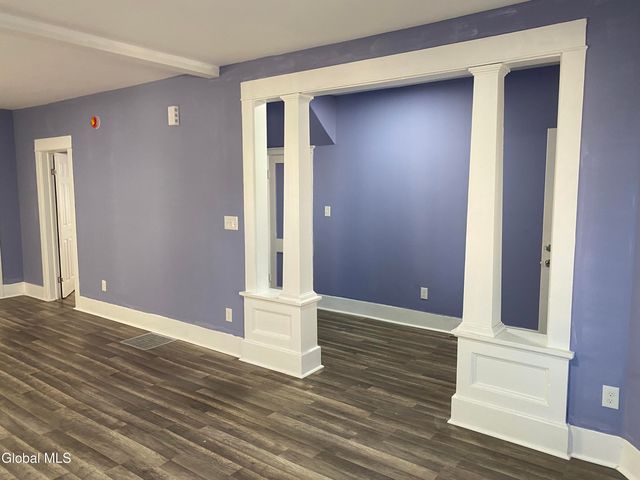 1027 2nd Avenue, Schenectady, NY 12303