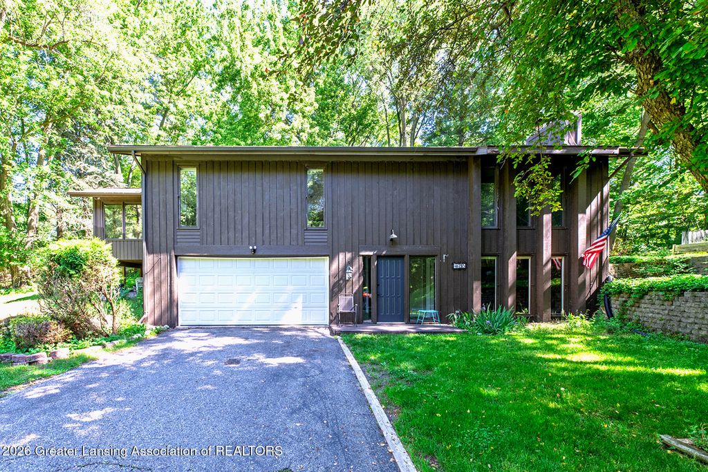 4695 Meridian Road, Williamston, MI 48895