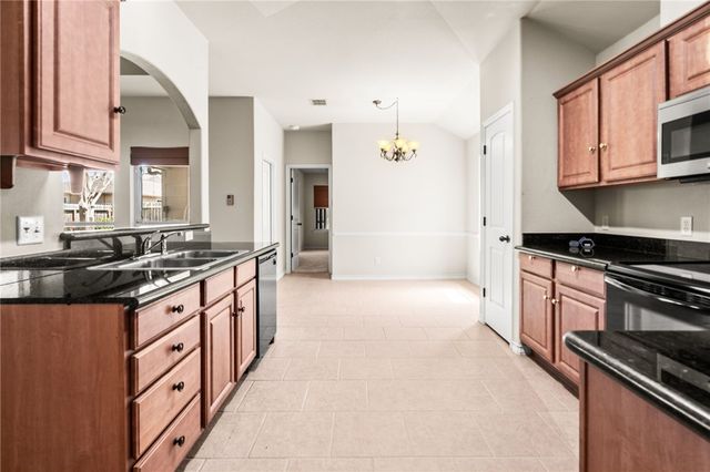 6726 Earnhart, Corpus Christi, TX 78414