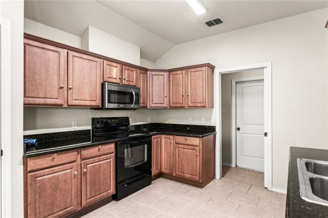 6726 Earnhart, Corpus Christi, TX 78414