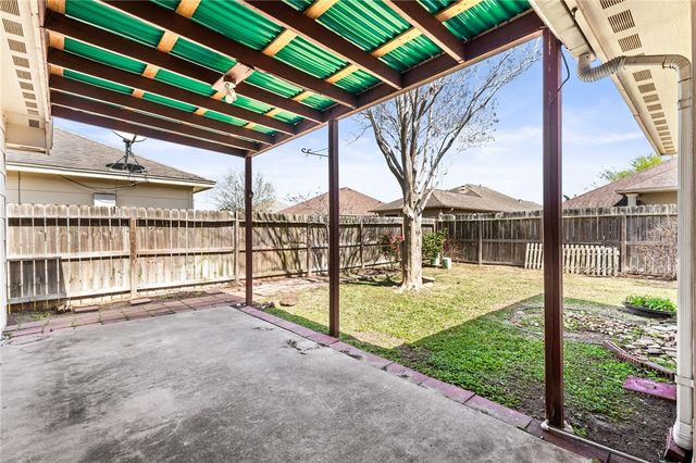 6726 Earnhart, Corpus Christi, TX 78414