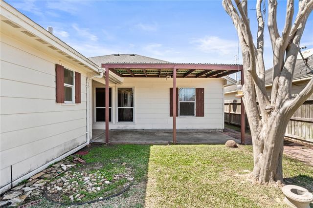 6726 Earnhart, Corpus Christi, TX 78414