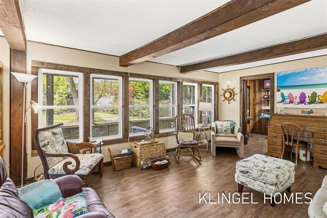 17386 Villa Park Street, Spring Lake, MI 49456