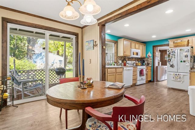 17386 Villa Park Street, Spring Lake, MI 49456
