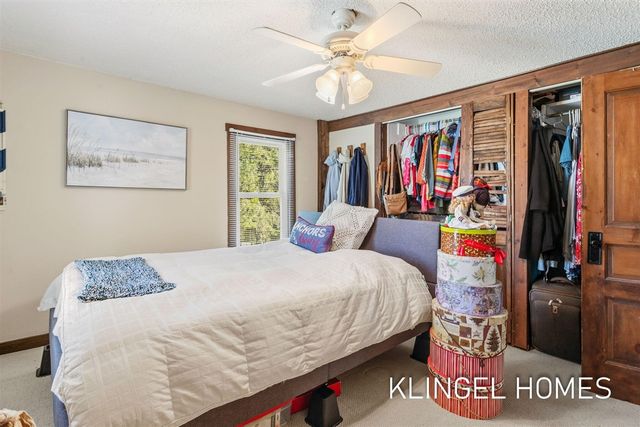 17386 Villa Park Street, Spring Lake, MI 49456
