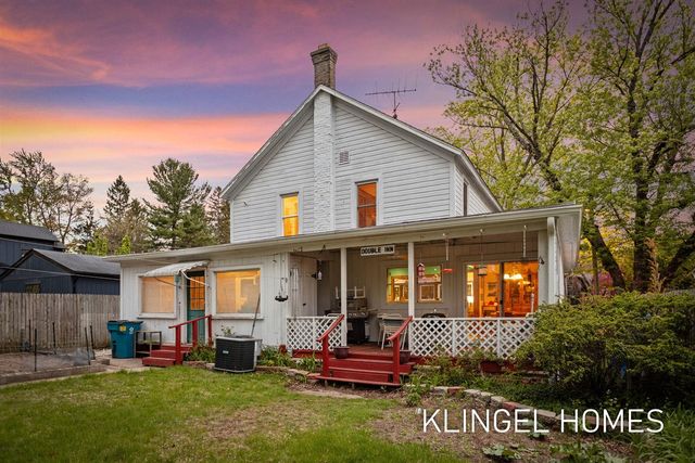 17386 Villa Park Street, Spring Lake, MI 49456