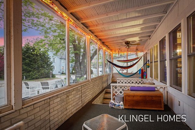 17386 Villa Park Street, Spring Lake, MI 49456