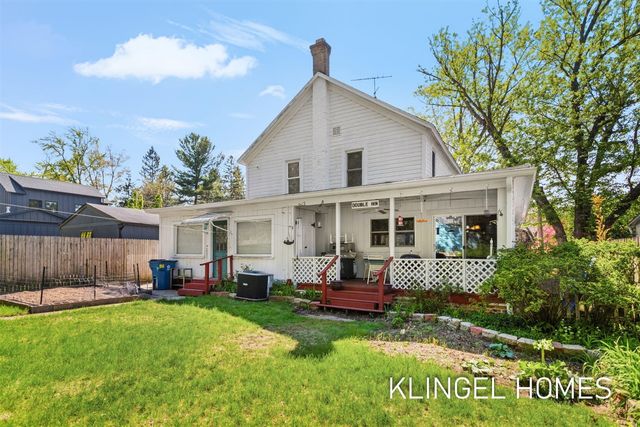 17386 Villa Park Street, Spring Lake, MI 49456