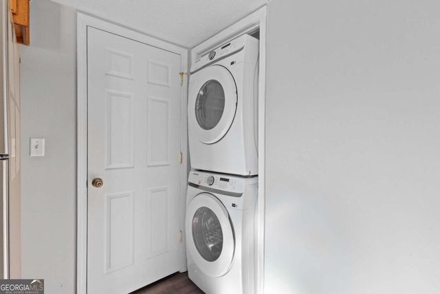 284 Oak Ridge, Auburn, GA 30011