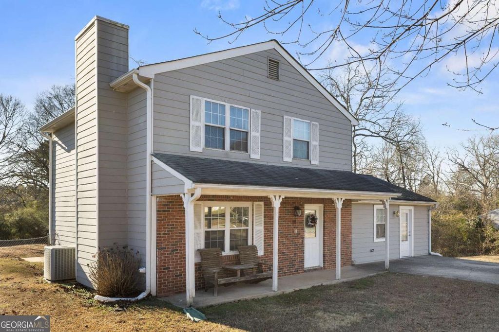 284 Oak Ridge, Auburn, GA 30011