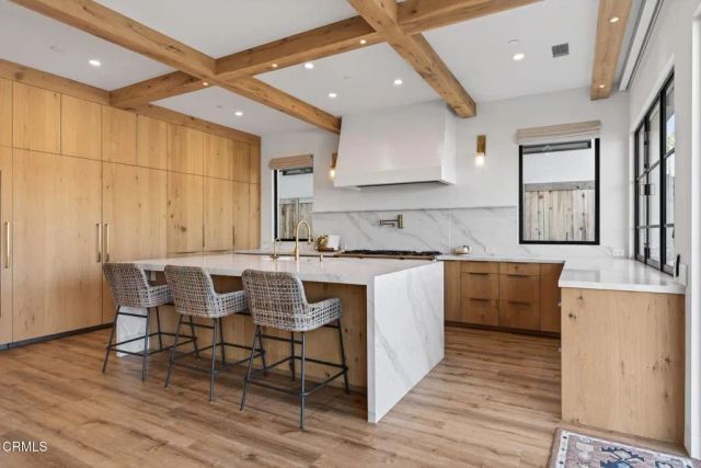 1305 Beachmont, Ventura, CA 93001