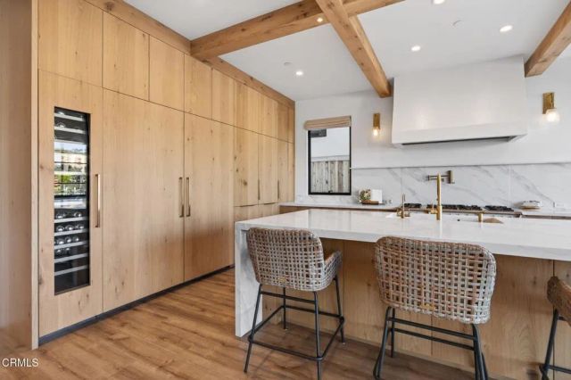 1305 Beachmont, Ventura, CA 93001