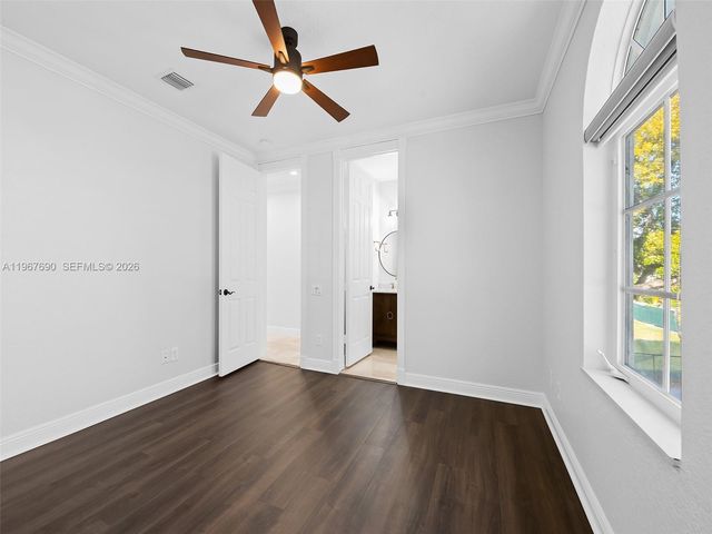 827 SE 2nd Ct, Fort Lauderdale, FL 33301